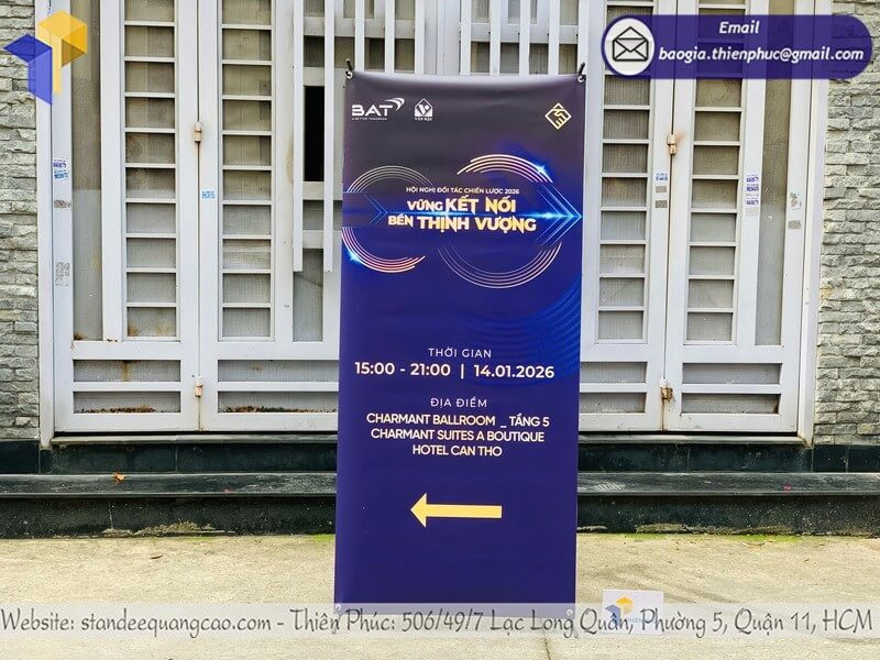 Khung Standee Chữ X Giá Tốt Nhất – Tư Vấn Chọn Mẫu Phù Hợp Ngân Sách