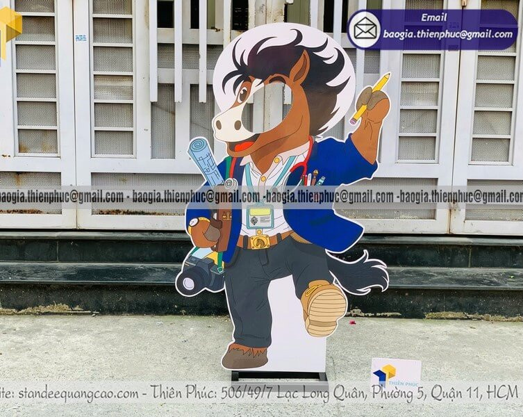 Mô Hình Chụp Ảnh Khoét Mặt Check In Vui Nhộn, Dễ Thu Hút Khách Hàng