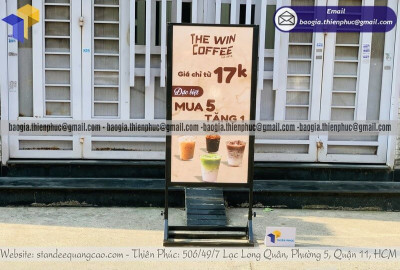 Standee Khung Sắt Đứng 2 Mặt – Thiết Kế Chắc Chắn, Dễ Lắp Đặt