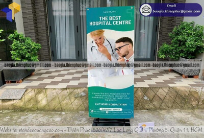 In Standee Giá Rẻ Lấy Liền – Nhận Standee Nhanh Trong Ngày