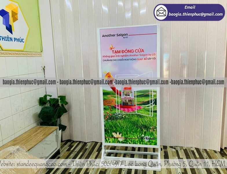 Standee Quảng Cáo Đứng 2 Mặt Cao Cấp – Thiết Kế Đẹp, In Sắc Nét