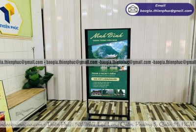 Standee Khung Sắt Di Động Bền Đẹp, Phù Hợp Cho Quảng Cáo Ngoài Trời