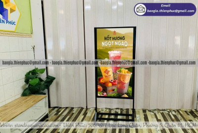 Xưởng Sản Xuất Standee Quảng Cáo Di Động Ngoài Trời – Nhận Tư Vấn 24/7