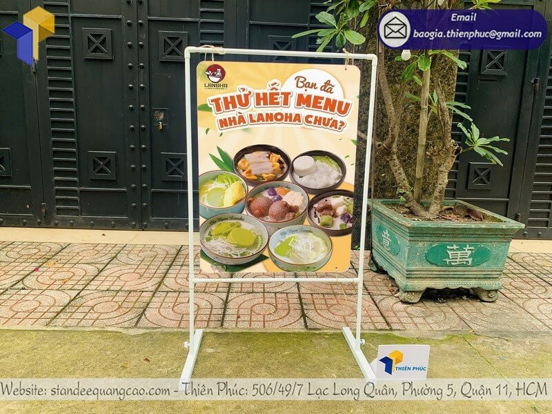 Standee Kiểu Cửa Cao Cấp Giải Pháp Marketing Trực Quan, Chi Phí Hợp Lý