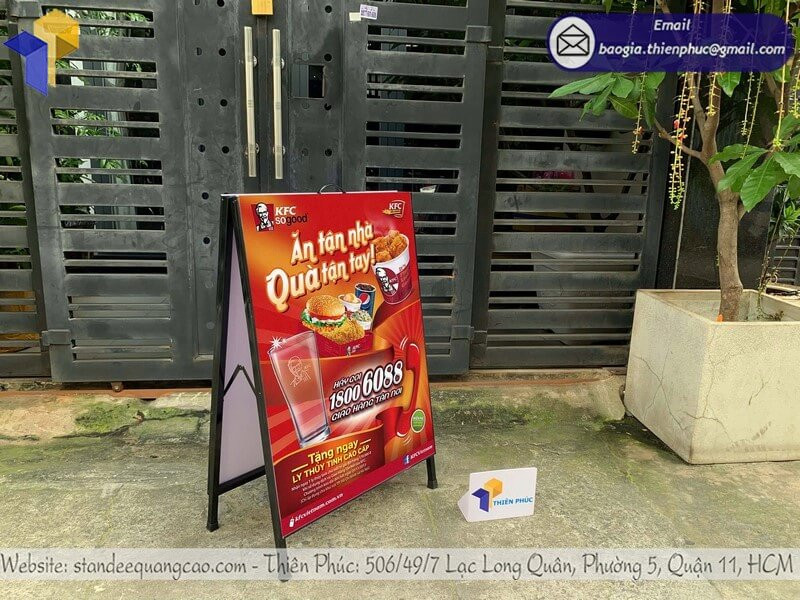 In Standee Giá Rẻ – Dịch Vụ Nhanh, Đẹp, Chuẩn Màu, Giảm Giá Sốc!