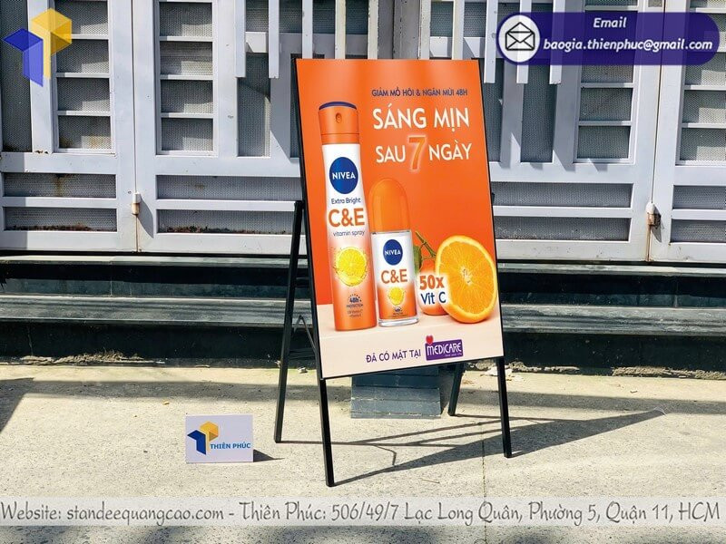 In Standee Quảng Cáo Siêu Nhanh – Kích Thước, Thiết Kế Linh Hoạt