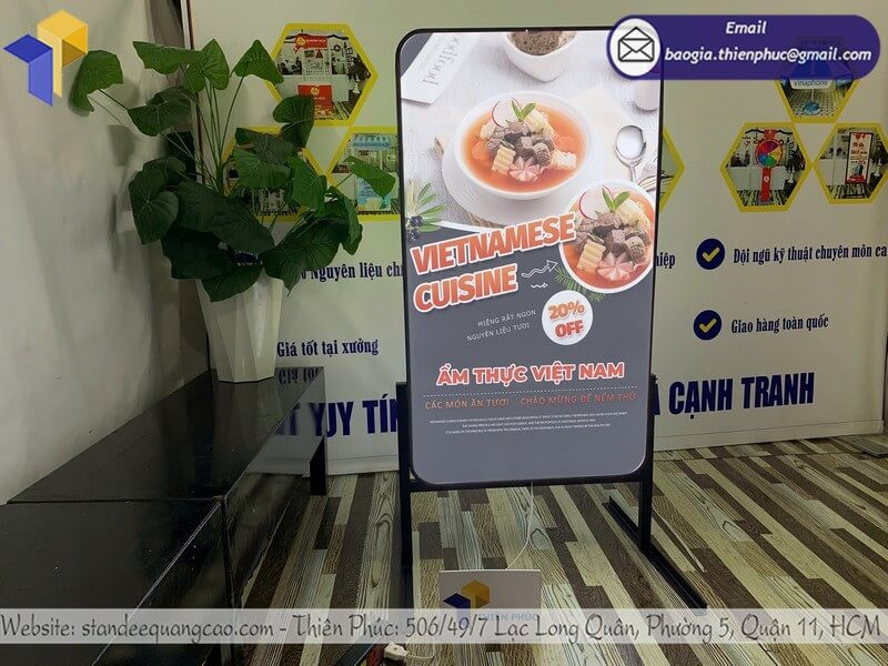 Làm Bảng Hiệu Hộp Đèn Siêu Sáng: Nổi Bật Cửa Hàng Cả Ngày Lẫn Đêm