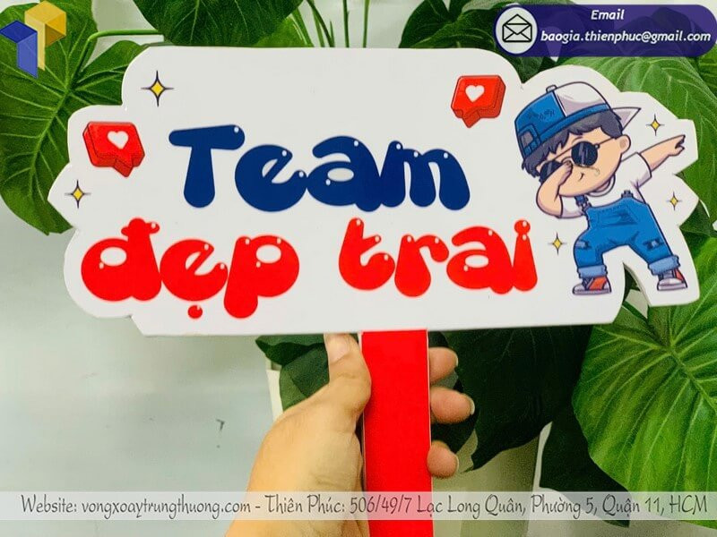 In Hashtag Cầm Tay Sự Kiện: Giải Pháp Truyền Thông Không Thể Thiếu