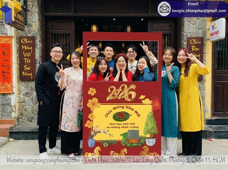 Làm Khung Check In Sự Kiện: Giải Pháp Check In Thu Hút Khách Tham Dự