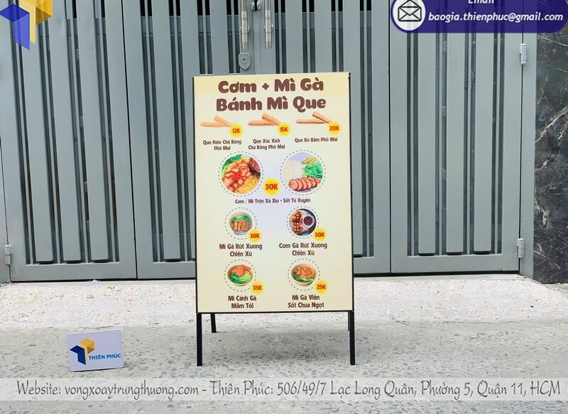 Standee Khung Sắt Chữ A Dễ Gấp Gọn: Phù Hợp Mọi Không Gian Trưng Bày