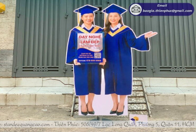In Standee Mô Hình Người Kích Thước Thật – Tạo Điểm Nhấn Thu Hút Khách
