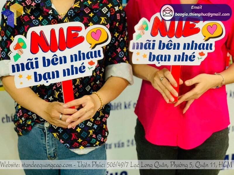 Dịch Vụ In Hashtag Cầm Tay Giá Rẻ – Nhận In Theo Yêu Cầu