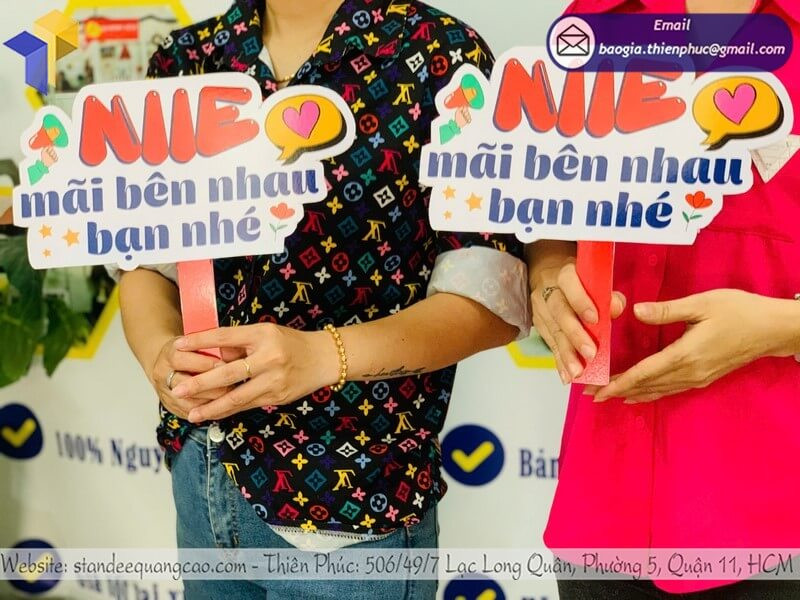 Dịch Vụ In Hashtag Cầm Tay Giá Rẻ – Nhận In Theo Yêu Cầu