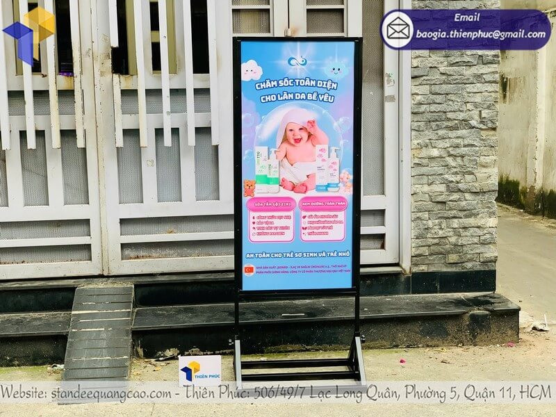 In Standee Giá Rẻ Theo Yêu Cầu – In Đẹp, Đúng Hẹn, Hỗ Trợ Tận Tâm