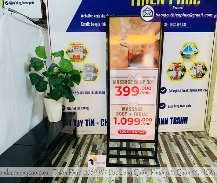 Giá Sốc: In Standee Khung Sắt Siêu Rẻ, Giao Hàng Nhanh Toàn Quốc