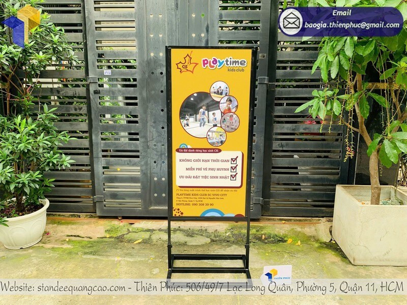 Standee Khung Sắt Ngoài Trời Giá Rẻ – Chịu Lực Tốt, Độ Bền Vượt Trội