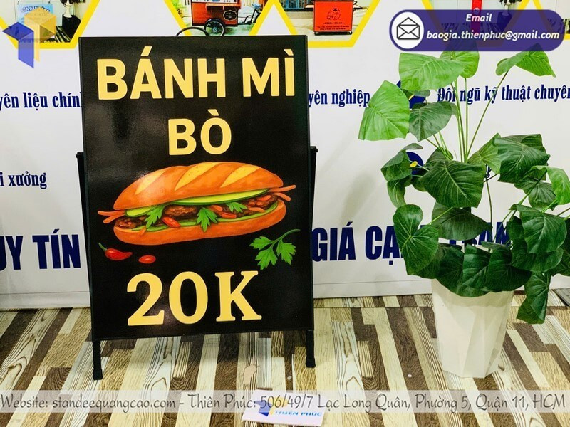 Thiết Kế Standee Quảng Cáo Theo Yêu Cầu – Đặt Thiết Kế Ngay Hôm Nay
