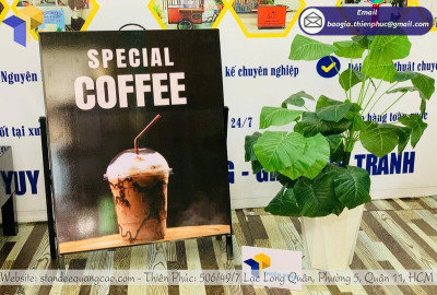 Làm Standee Quảng Cáo Theo Yêu Cầu – Thiết Kế Độc Đáo Thu Hút Ánh Nhìn