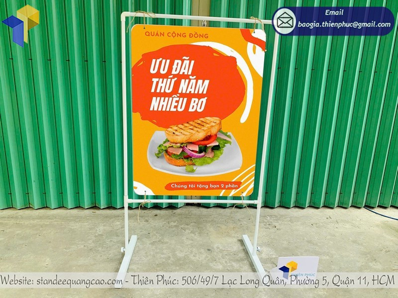 Giải Pháp Quảng Cáo Thông Minh Với Khung Treo Standee Đẹp – Giá Ưu Đãi