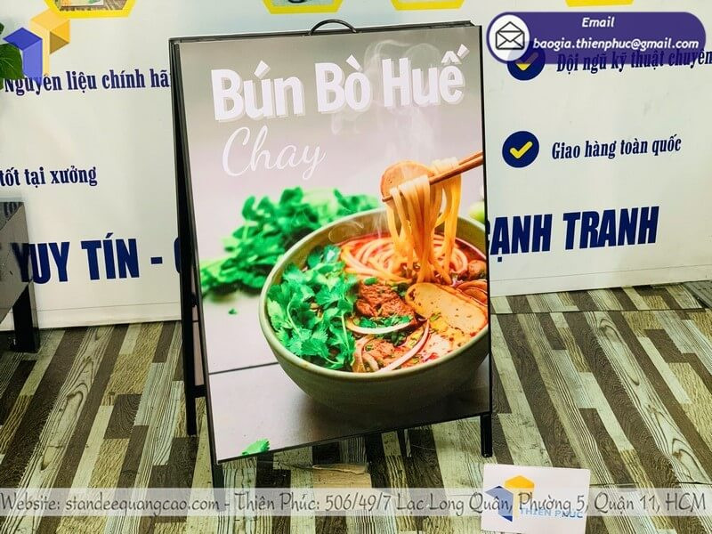 Đặt standee khung sắt chữ A ngay – Giá ưu đãi, chất lượng vượt trội