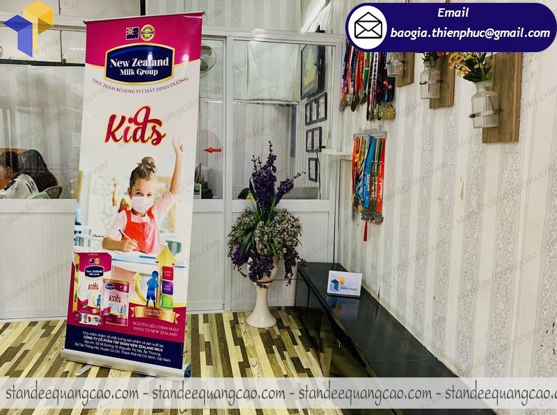 Đặc điểm standee hộp nhôm giá rẻ của Thiên Phúc