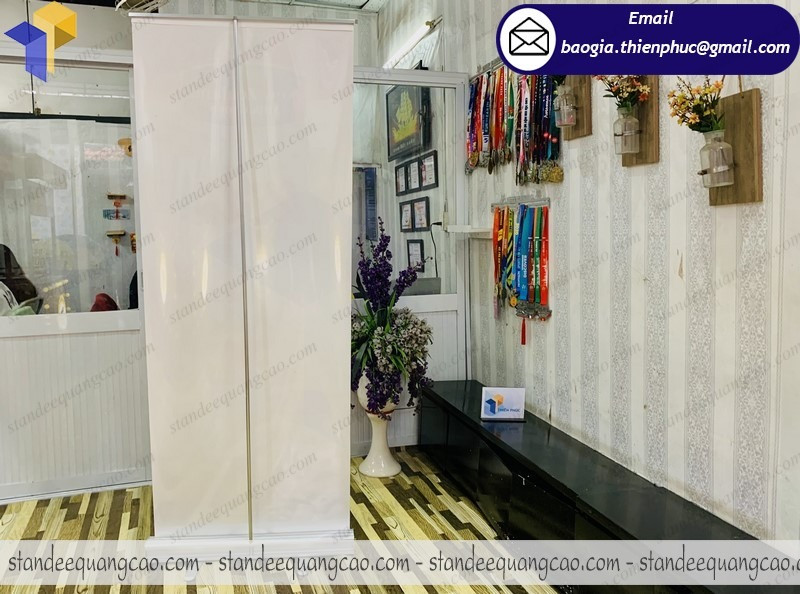 Đặc điểm standee hộp nhôm giá rẻ của Thiên Phúc