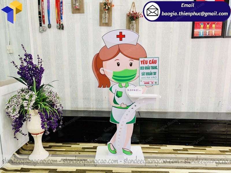 Tuyên truyền chống dịch hiệu quả với standee mô hình mẫu đẹp