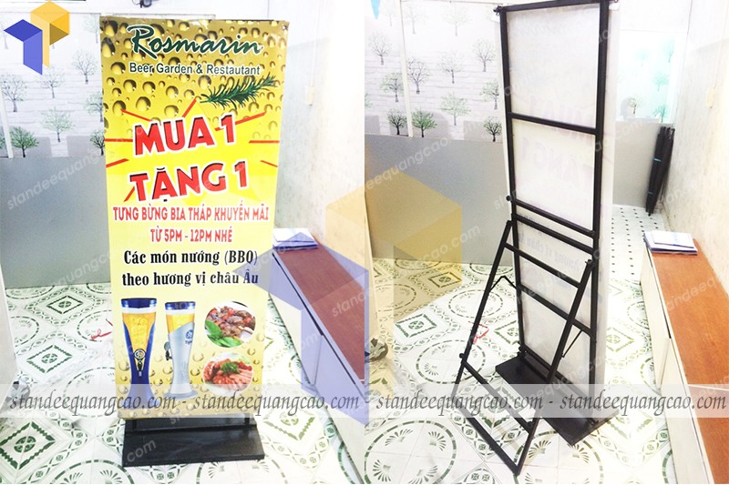 ban standee khung sat den