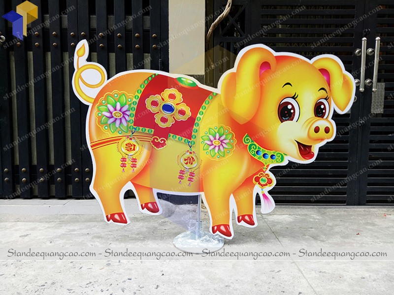 cung cap standee