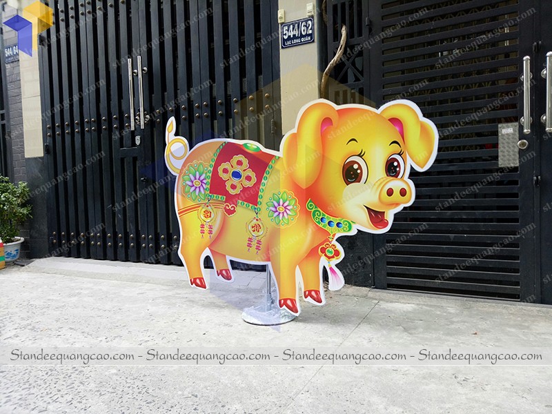 standee mo hinh tet
