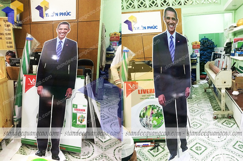 standee hinh nguoi quang cao