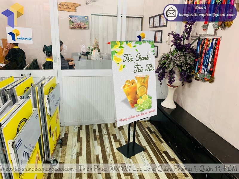 standee chân sắt quảng cáo đẹp