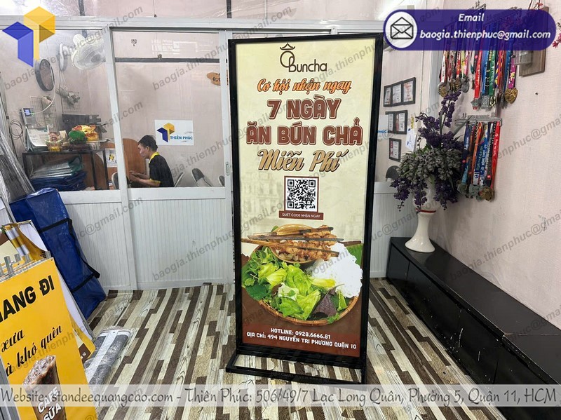 standee cho quán ăn 2 mặt uy tín