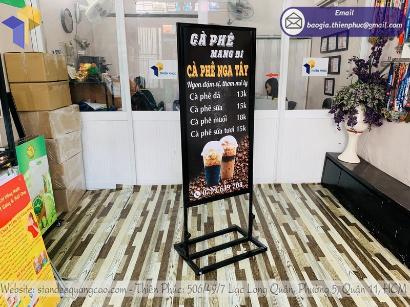 standee đứng hai mặt rẻ