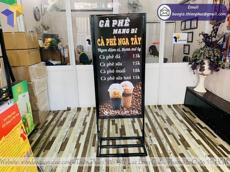 standee đứng hai mặt tiện lợi