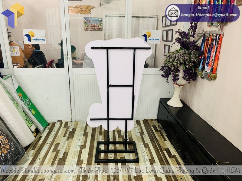 standee hình ly nước mía tốt