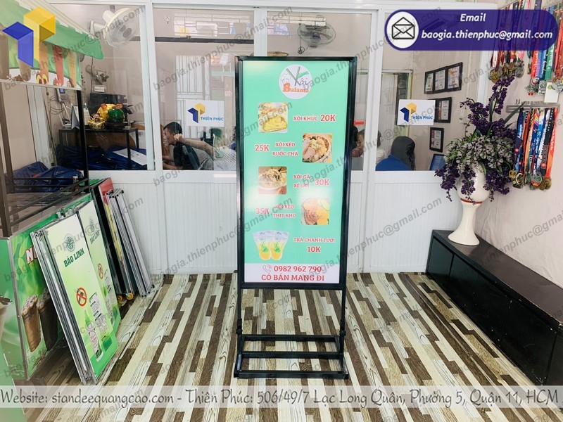 standee khung sắt quảng cáo đẹp