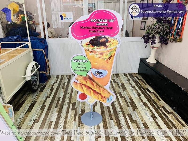 standee mô hình quảng cáo chất lượng