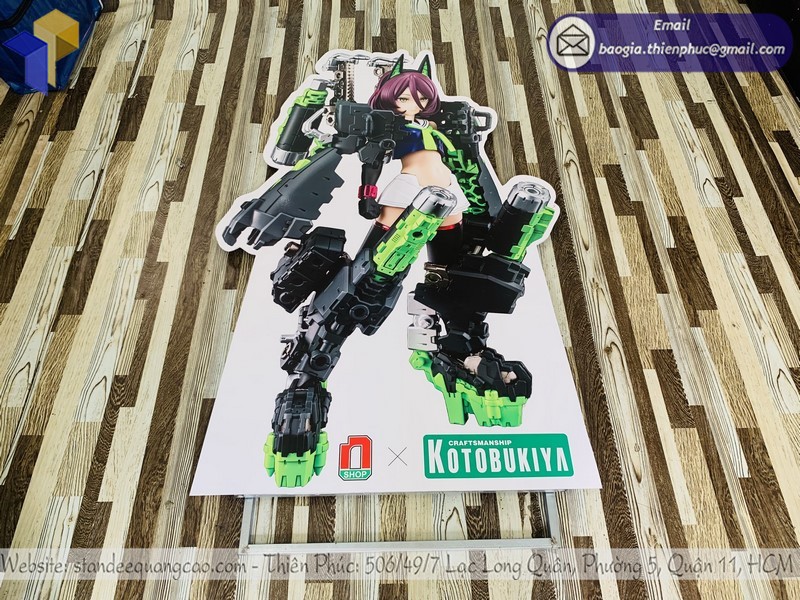 standee mockup nhân vật đẹp